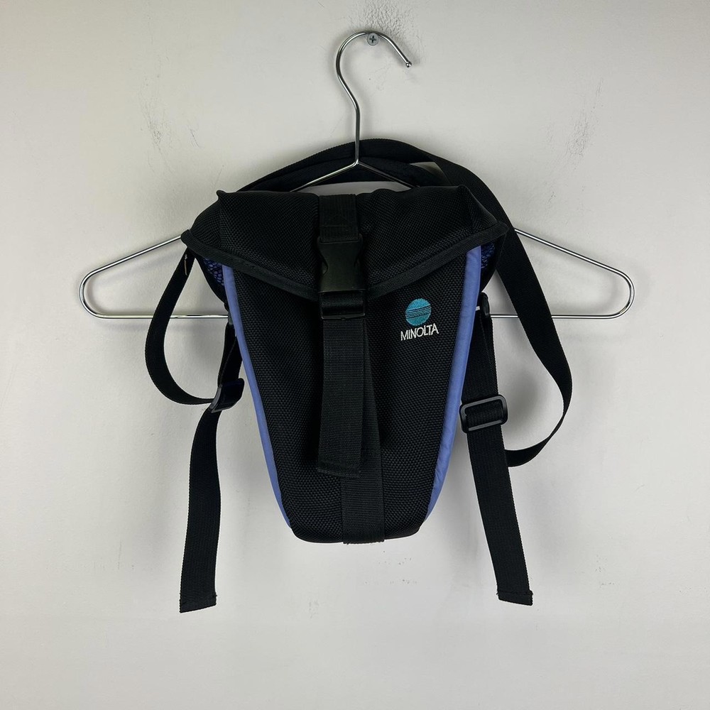 Minolta Camera Bag - Compact and Stylish Carrying Solution