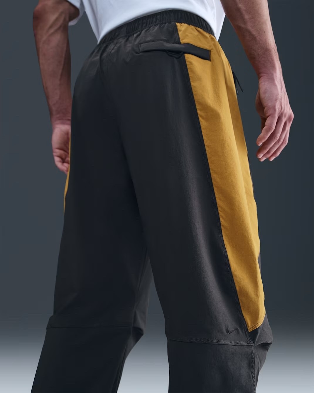 Nike Tech Dri-FIT Woven Oversized Pants IH8466-060 Anthracite (Men’s Small) S