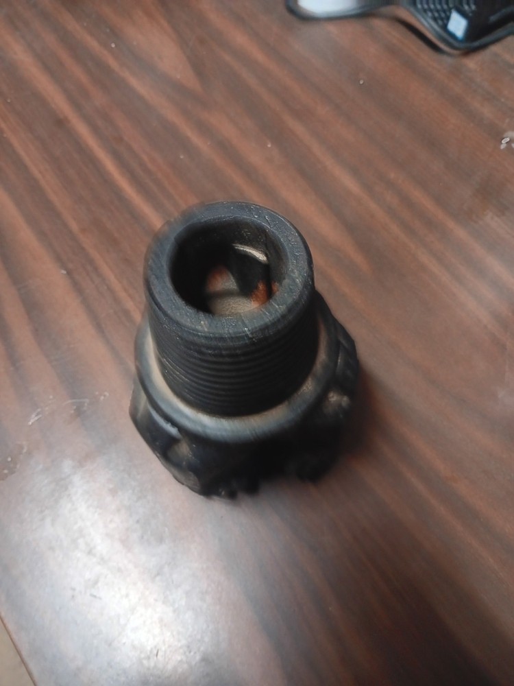 Valco 4 3/4 # 29157 rock drill bit. not seized it spins