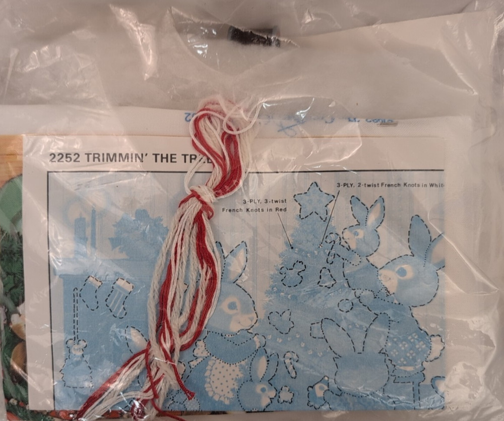 Creative Circle 1983 Kit 2252 Trimmin' The Tree