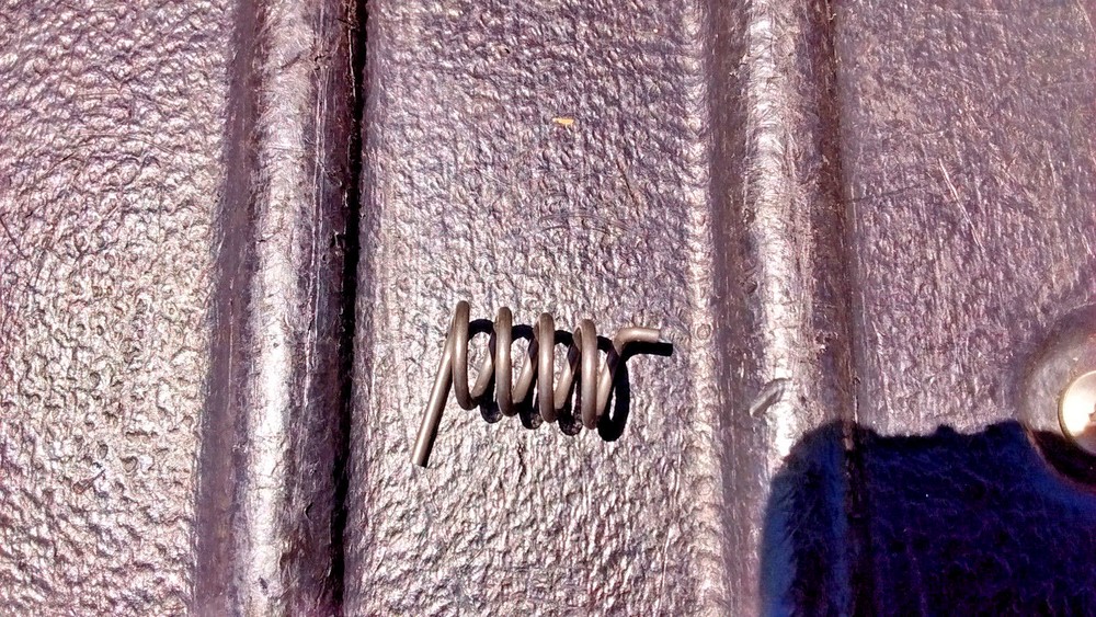 UNION SPECIAL  "SPRING" FOR BED PLATE CUTTER #52875G