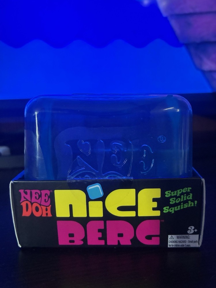 NIB 3.25”🧊NeeDoh Nice Berg🧊 🩵BLUE -SUPER Solid Squish Squeeze Schylling