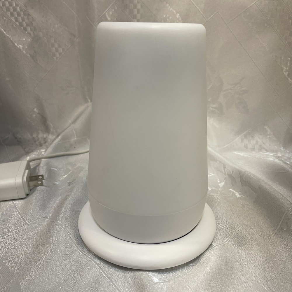 Hatch Rest+ 2nd Gen Sleep Assistant Sound Machine Nightlight HBRESTPLUS2