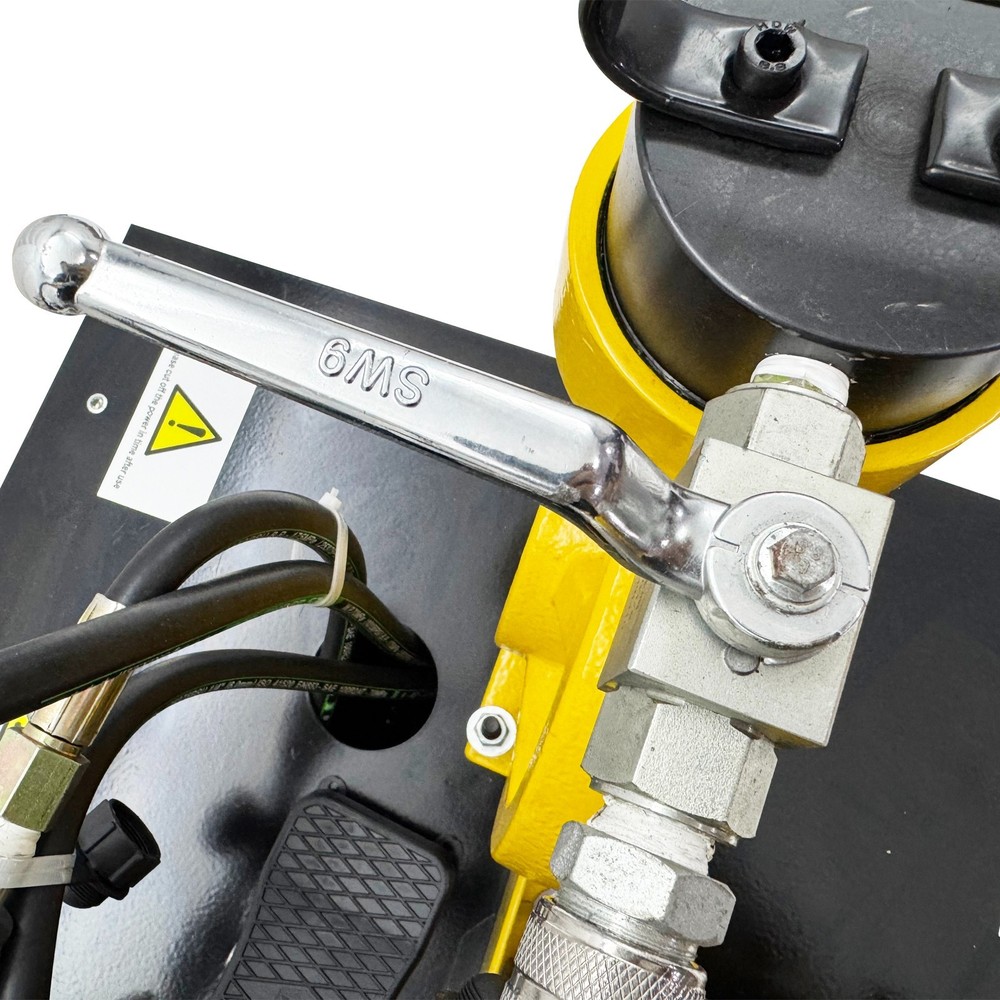 Electric Hydraulic Angle Iron Processing Machine Cutting Punching Chamfering