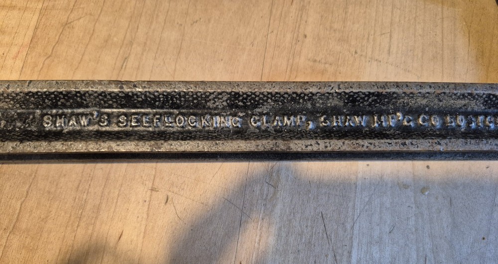 Shaw MFG 12" Selflocking Clamp