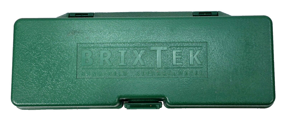 BrixTek Brix 0-32% Hand-Held Refractometer With Case