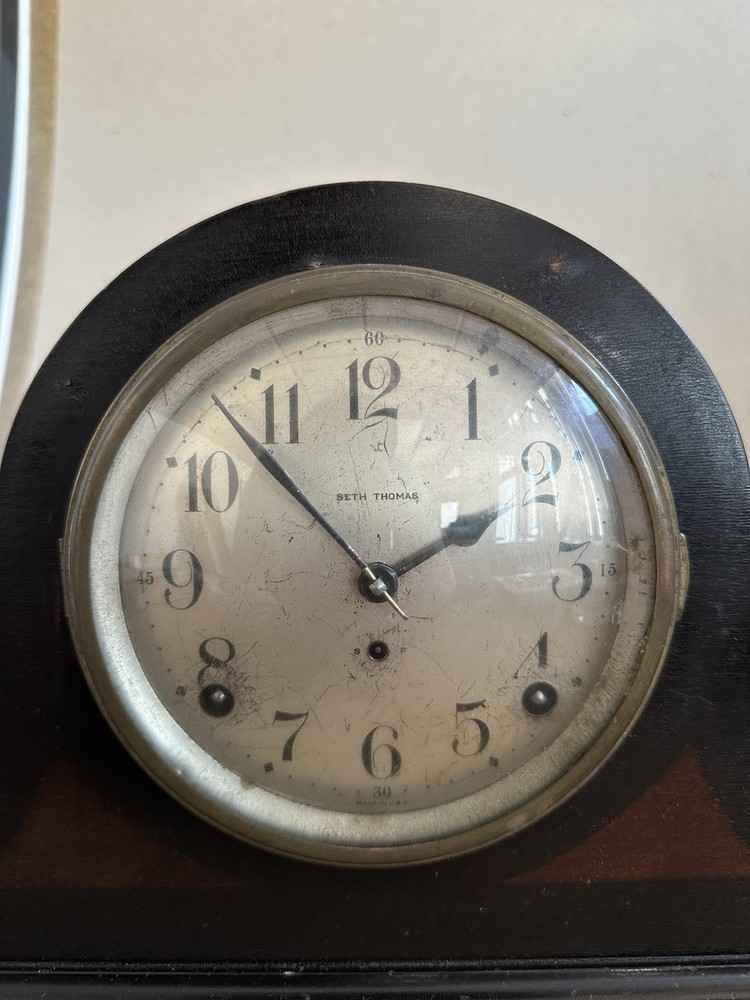Seth Thomas Walnut Mech. Pendulum Mantel Clock With Key - Tested Works
