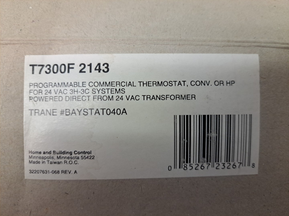 TRANE BAYSTAT040A programmable commercial thermostat NEW, open box