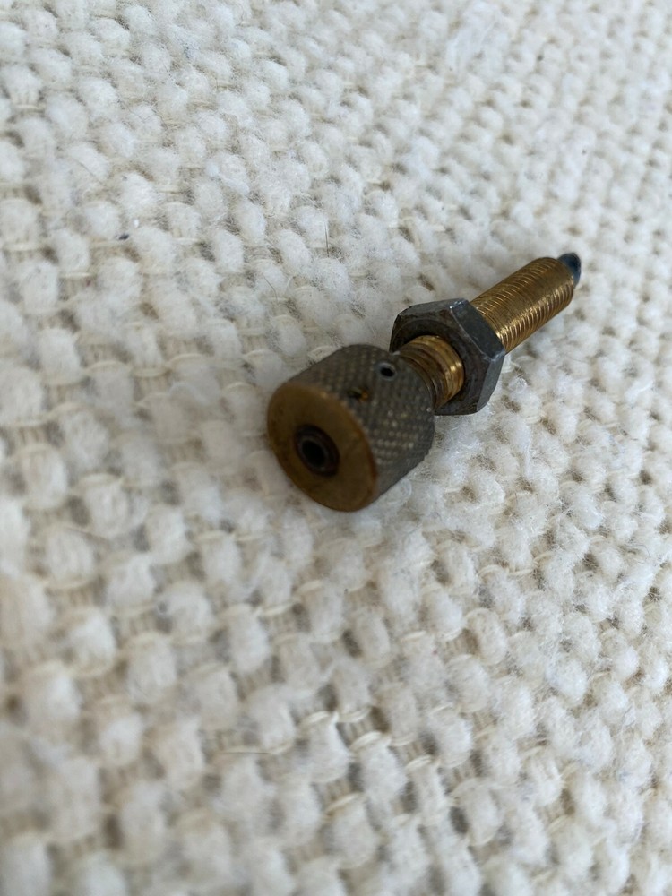 Hunter Supreme Pressure Plunger Archery Rest