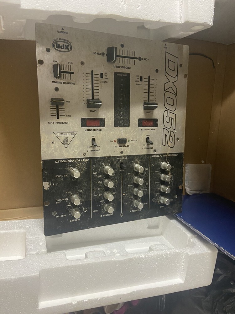 CD Player Para DJ DXO52-Behriger