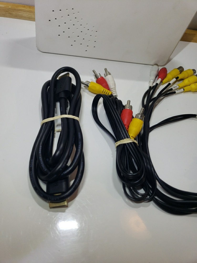 Lorex LH040400 DVR - Device Only, Some Cables & Manual