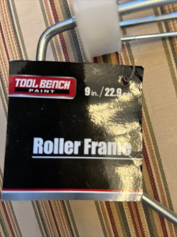 9 Inch Metal Tool Bench Paint Roller Frame With Plastic Handle