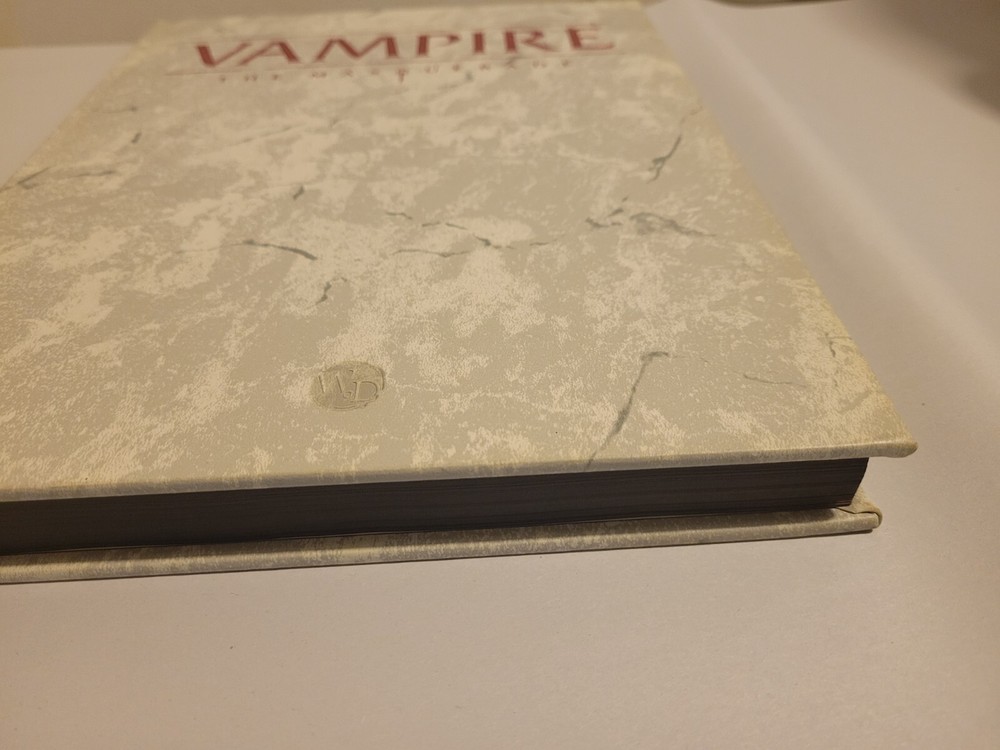 Vampire the Masquerade 5th Edition Deluxe
