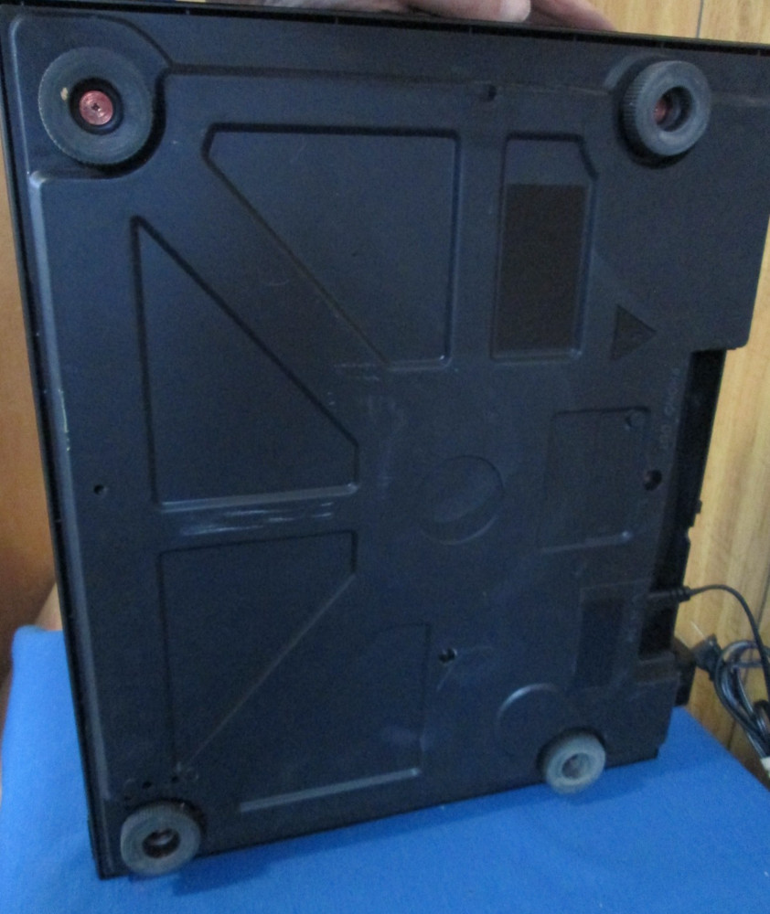 Technics SL-QD22 Quartz Direct Drive Automatic Turntable