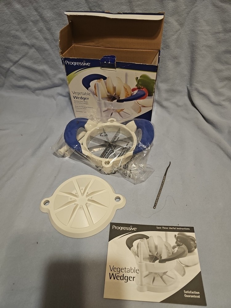PROGRESSIVE VEGETABLE WEDGER OPEN BOX DishwasherSafe