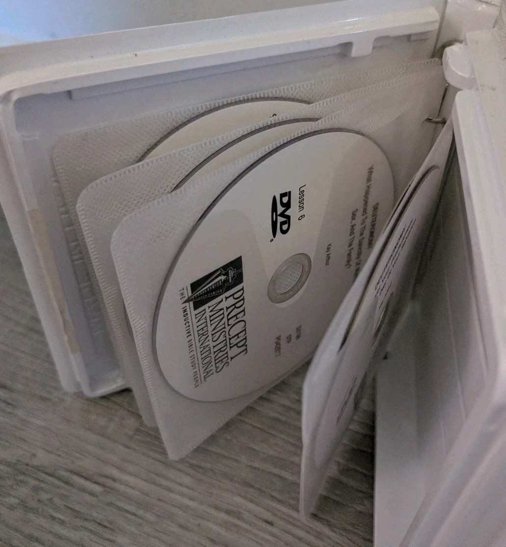 Precept Upon Precept Deuteronomy Kay Arthur Set of DVDs Bible