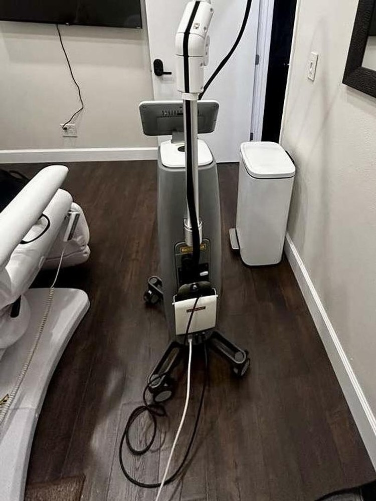2025 Lutronic LaseMD Ultra