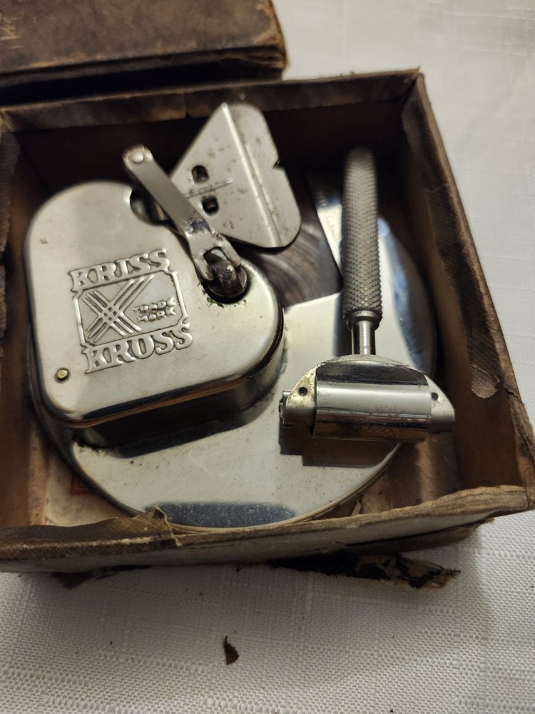 Kriss Kross Stropper Razor Blade Sharpener And Razor