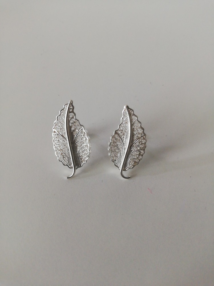 Jara Women's .970 Solid Silver Filigree Leaf Earrings New.