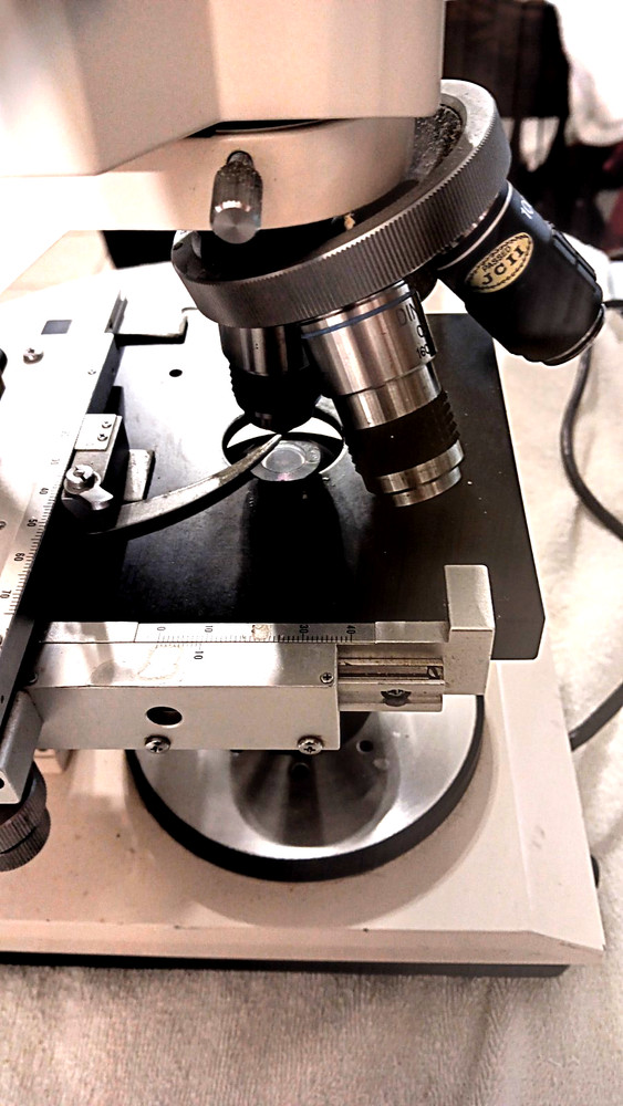 Swift Model M1000-D Microscope