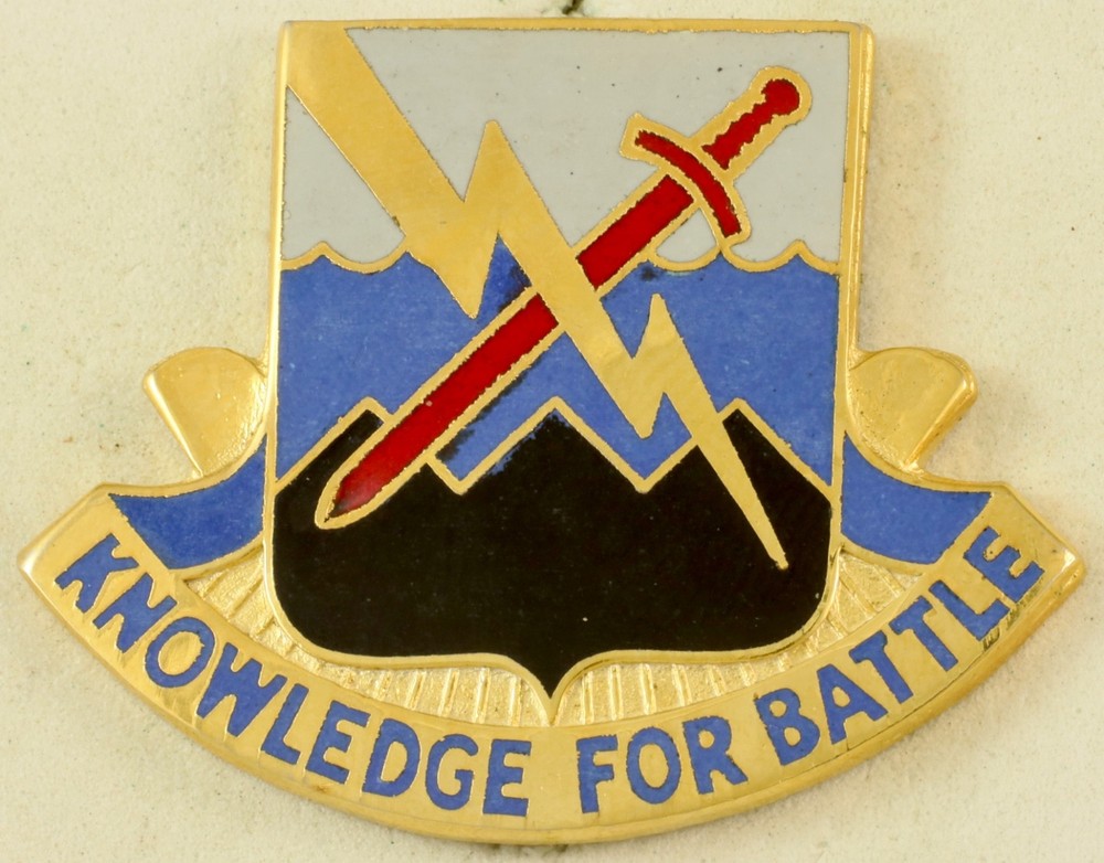 102nd Military Intelligence Battalion Crest DI/DUI CB