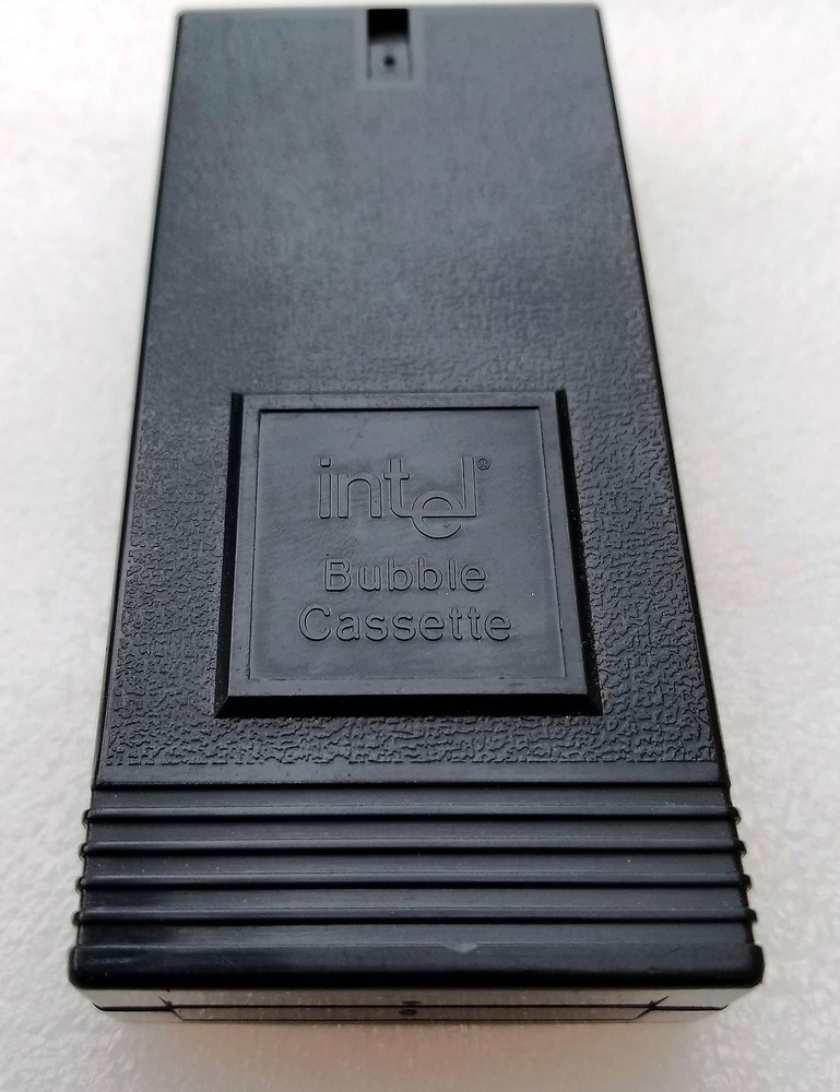 Intel / Memtech Bubble Memory, Bubble Cassette BC 128-4 (iBCK-4 ) Plug-a-Bubble