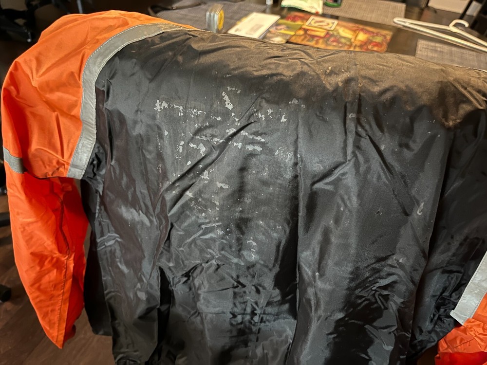 WOMENS HARLEY DAVIDSON RAIN SUIT - SIZE SMALL