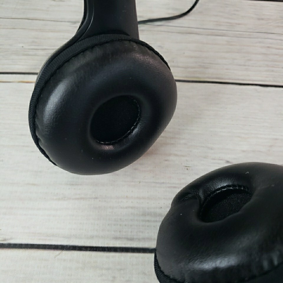 Logitech USB Wired Computer Headset w/Noise Canceling Microphone H390 New Open