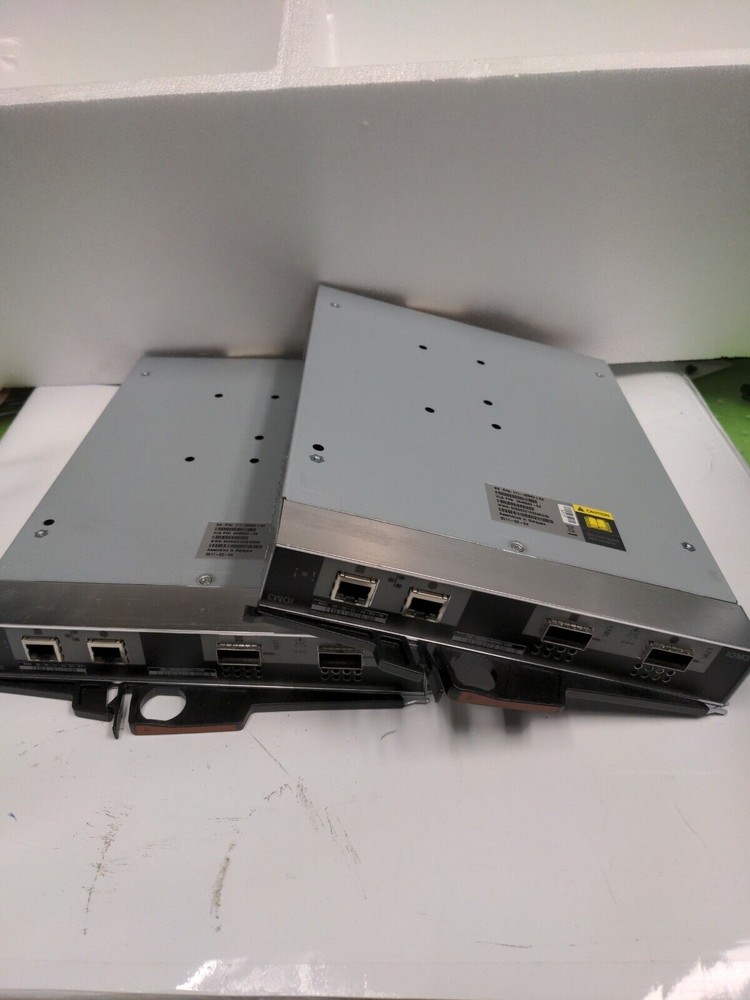 - 2x NetApp IOM3 111-00569+A0  isk Array Controller Modules
