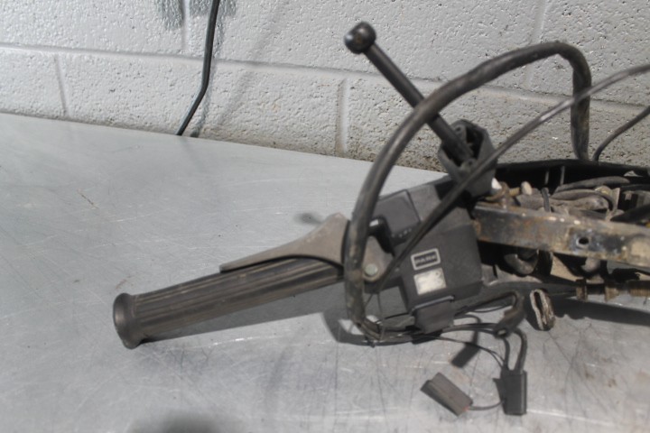 1992 ARCTIC CAT EXT 550 CARB HANDLEBARS HANDLE BARS #6642