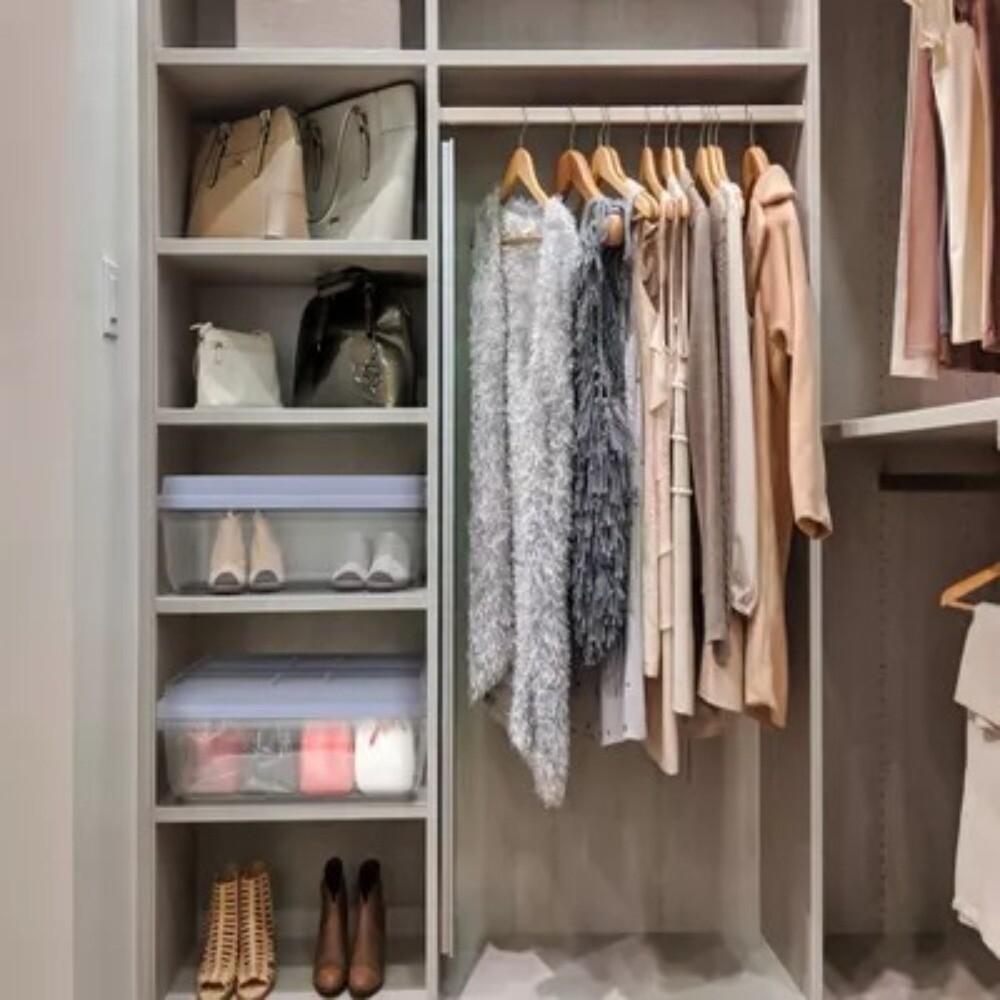 40qt Plastic Storage Bin with Gray HI-RISE Stackable Lid:Utility Totes