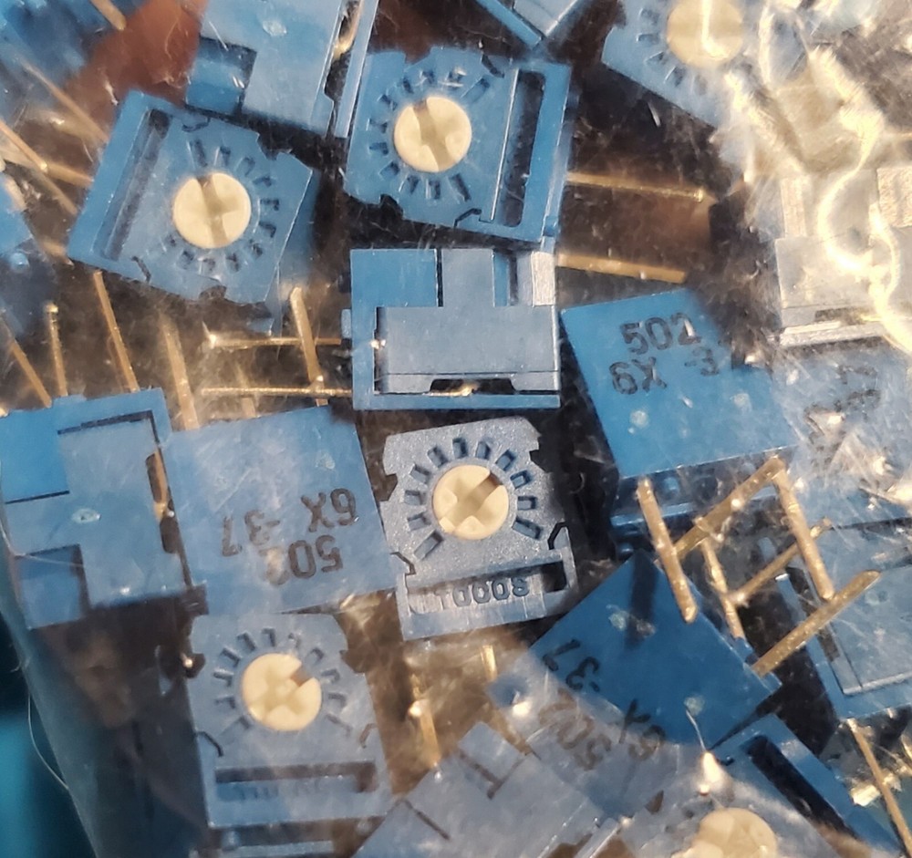 (50 Pcs) Tocos 502 6x-37 5000 Ohm Potentiometer