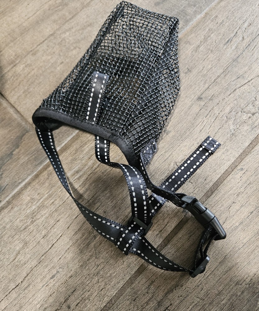 X Large Dog Mesh Black Muzzle