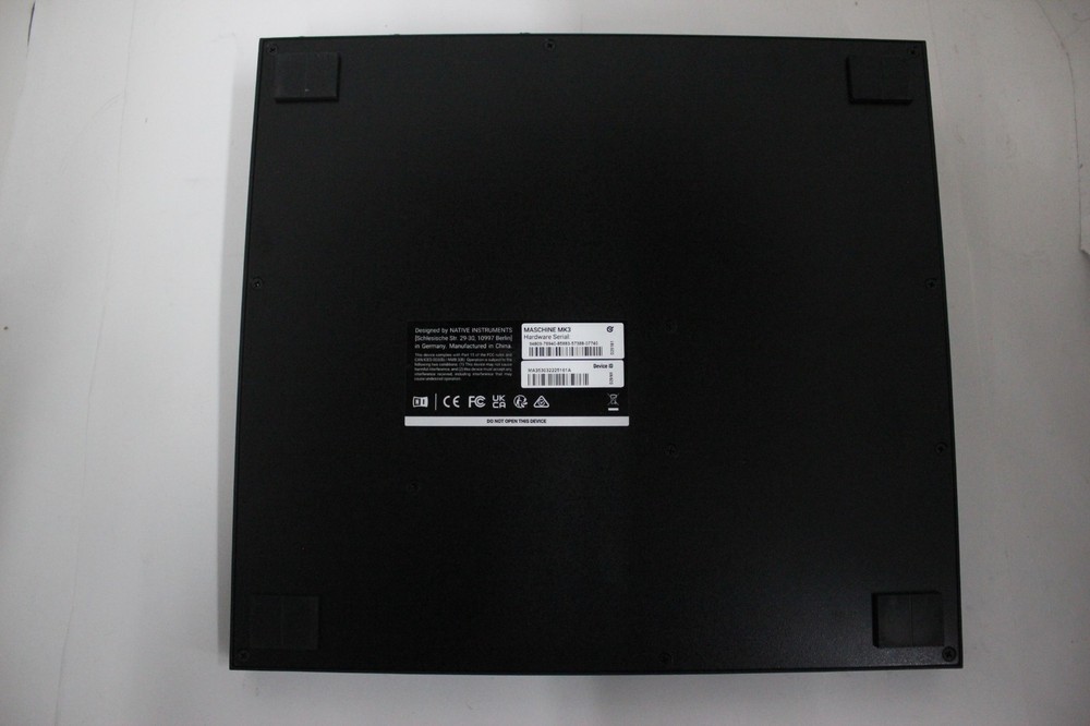Native Instruments Maschine Mk3 Drum Controller