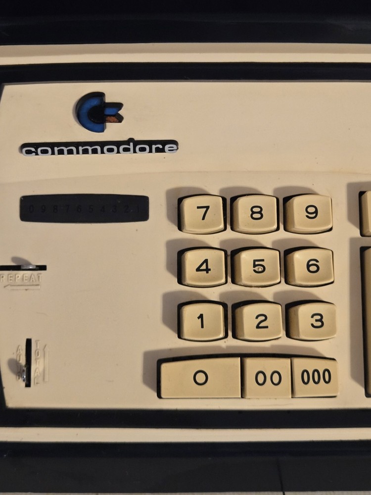 Vintage Commodore 402 Mechanical Adding Machine EXCELLENT!