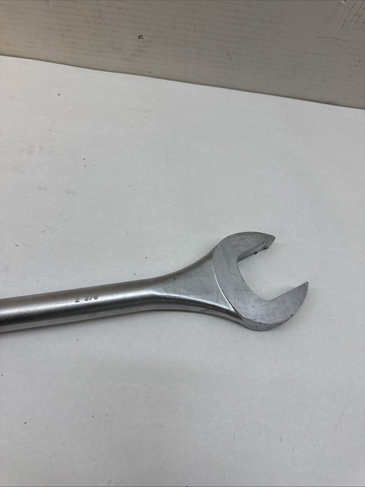 Urrea 1276 2-3/8" 12-Point Jumbo Combination Wrench