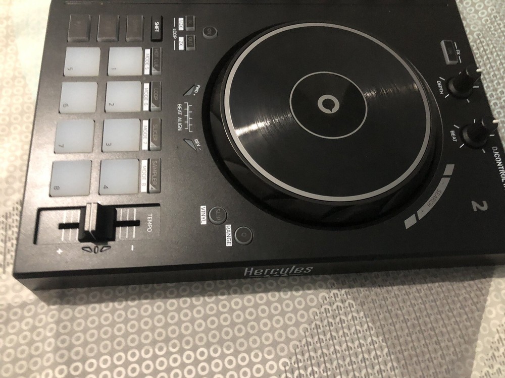 Hercules DJ DJControl Inpulse 300 MK2 Black With Case