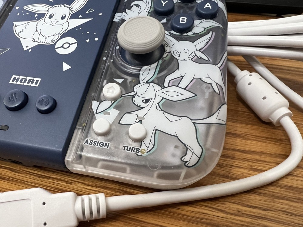 HORI Split Pad Compact Attachment Set Nintendo Switch Controller Pokémon Eevee