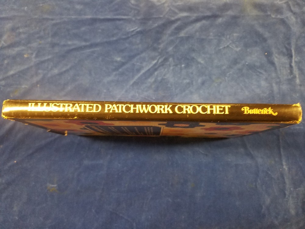 Illustrated Patchwork Crochet (C16-2-A)