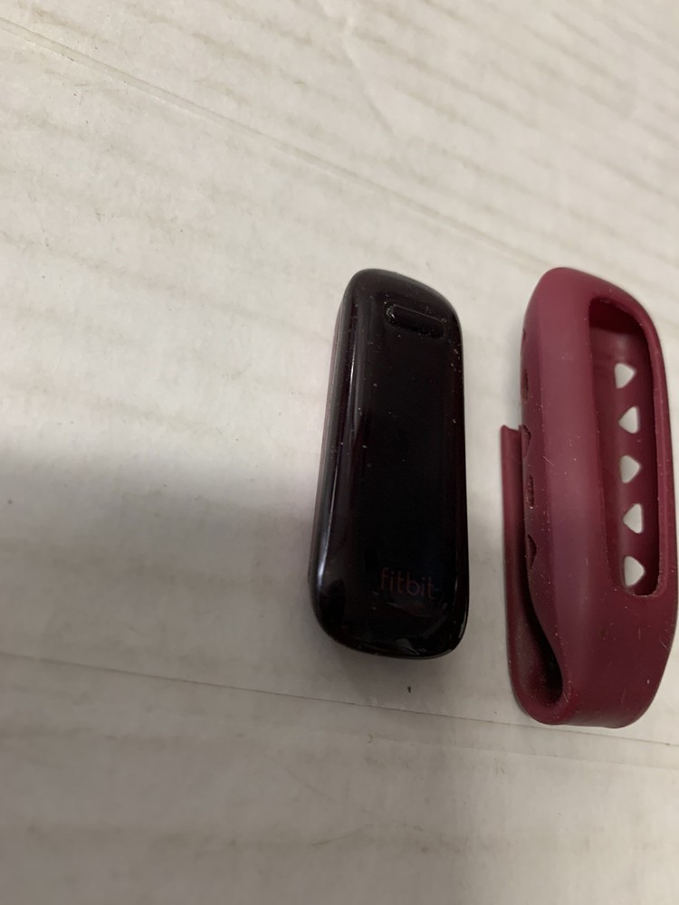 Fitbit One Wireless Activity Sleep Tracker FB103 Purple (No Charger *Untested)