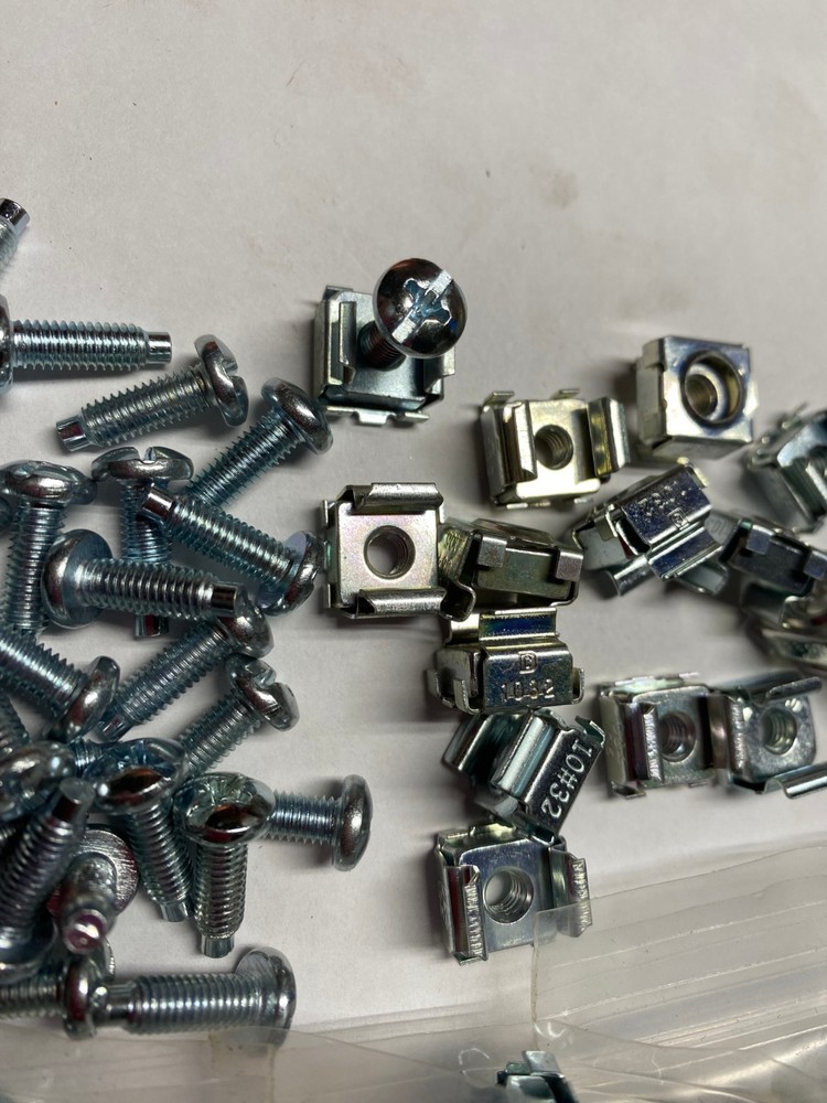 100 Rack Mount Cage Nuts,100 Screws 10-32 Threads, for IT Racks & Cabinets