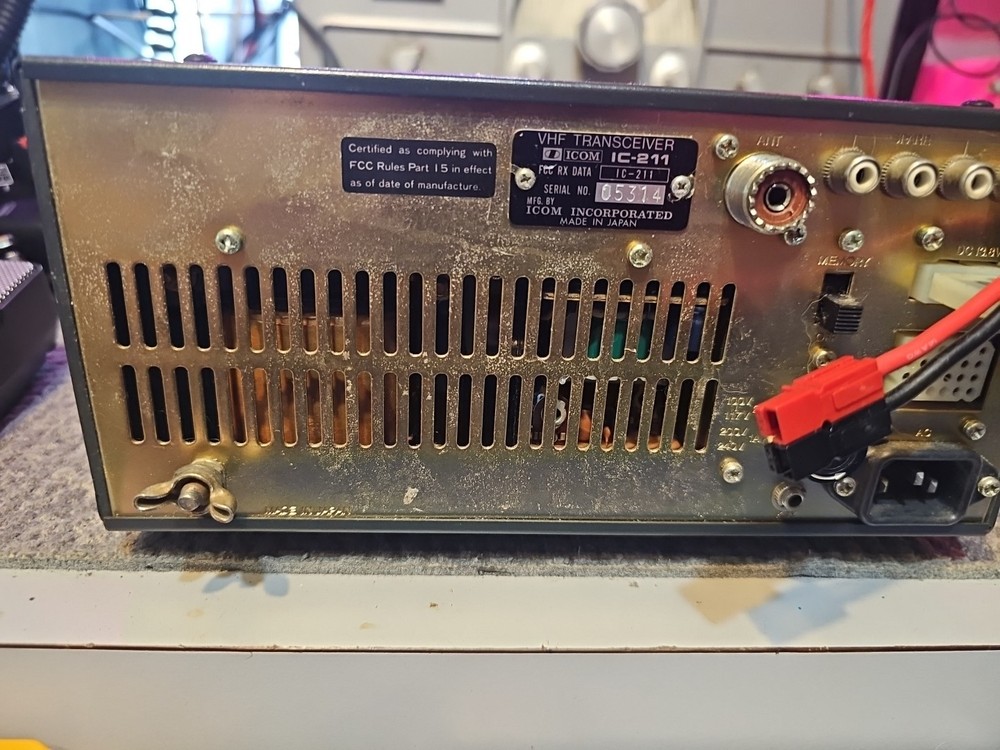 Icom IC-211E 2M All Mode With Tone Switch Installed Turns On As-is Untested