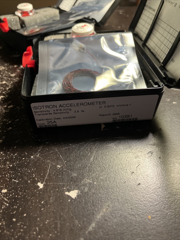 ENDEVCO 25A MINIATURE IEPE ACCELEROMETER