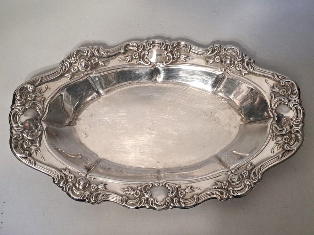 Towle Silverplated Embossed Tray with Roses and Scrolls