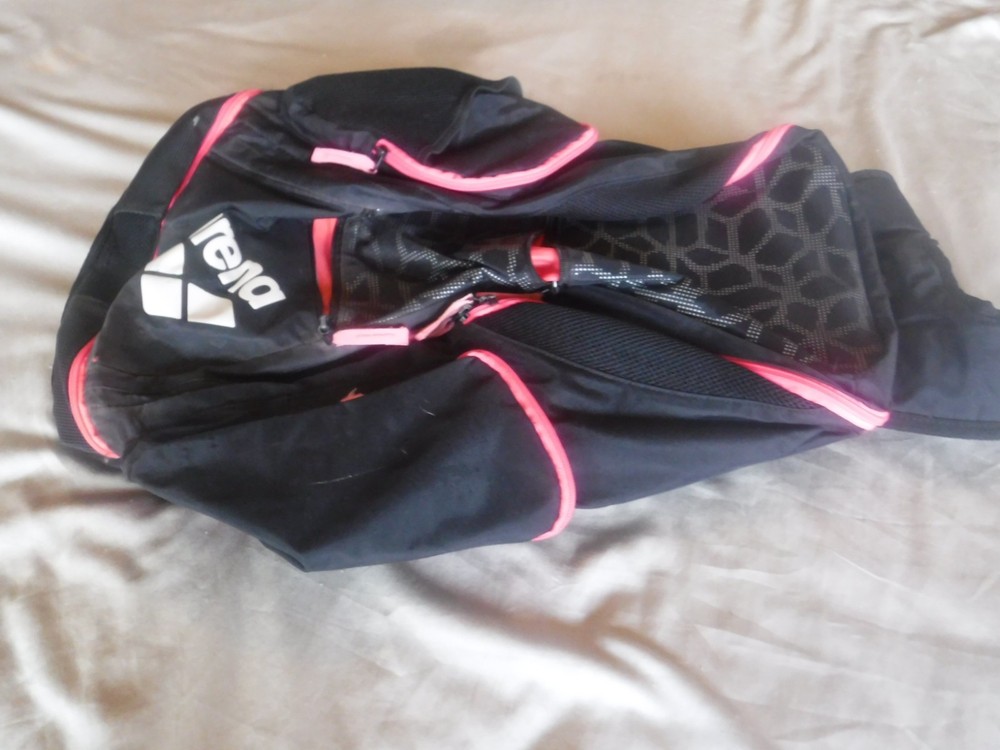 Arena Backpack Black and Pink