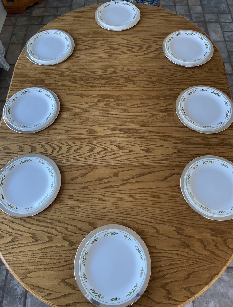 Lot Of 8 Towle Silver Plated Charger Plates 11-5/8” NOT perfect