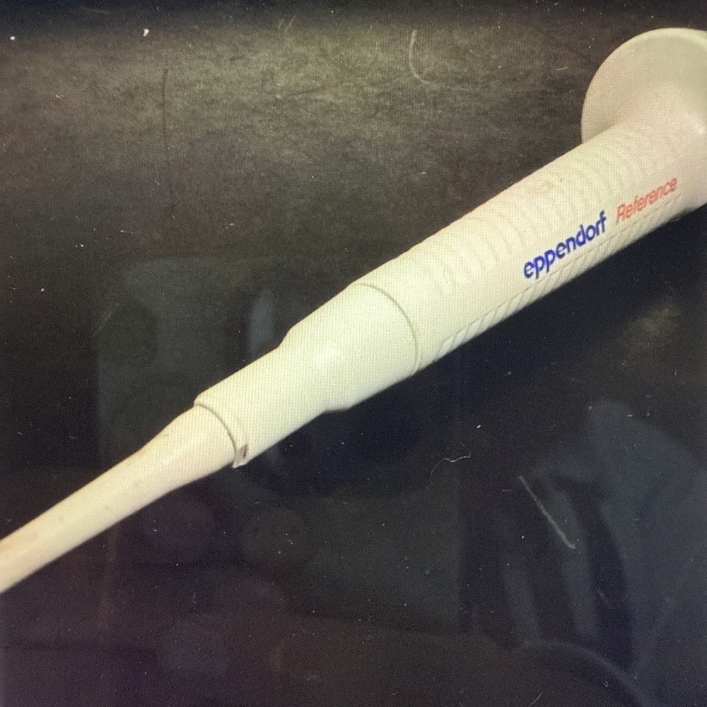 Eppendorf Reference Variable Pipette 100 uL