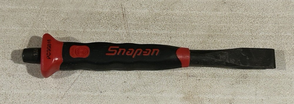 NOS. Snap-on Tools  Soft Grip 1/2" Flat Edge Chisel PCSG816R RED