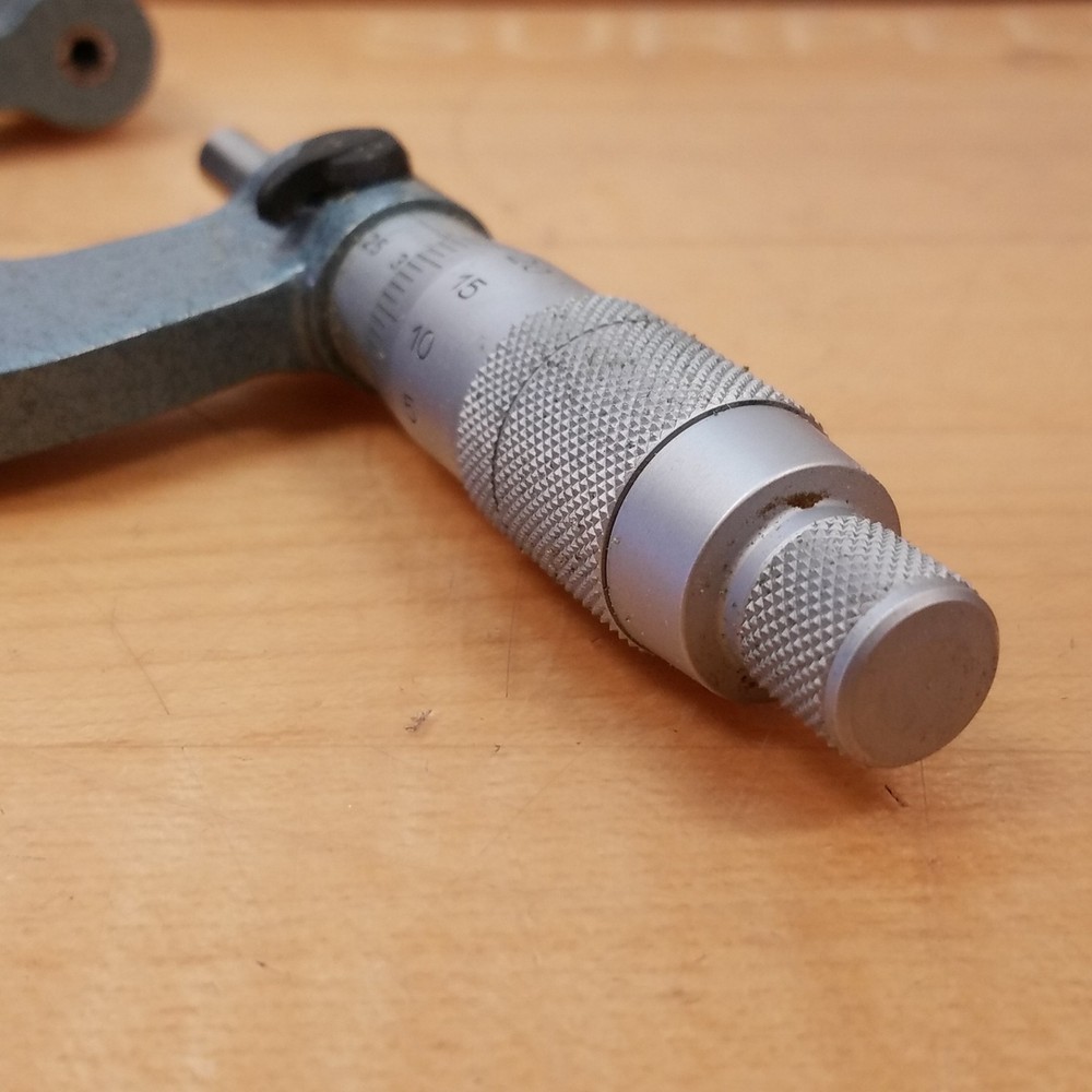 Brown & Sharpe 210-12, 25-50mm, Thread Micrometer Without Tips - USED