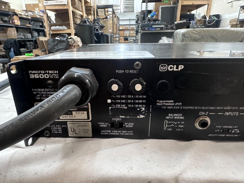 Crown Macro-Tech 3600VZ Professional Power Amplifier